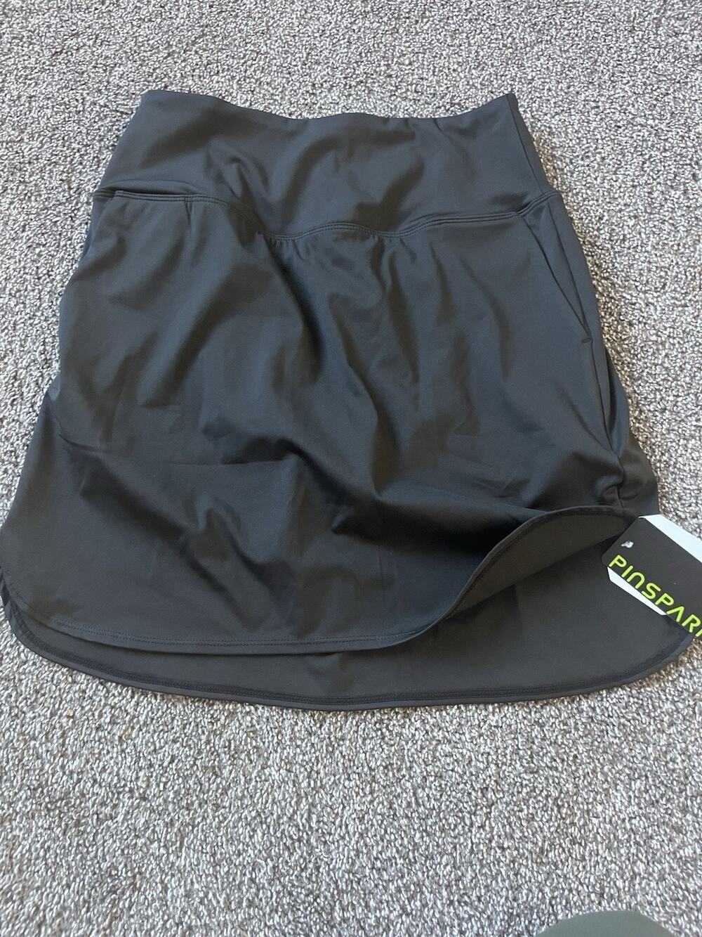 PINSPARK Skirt Women's Small SPF Black Athletic Golf Tennis NWT. G1
